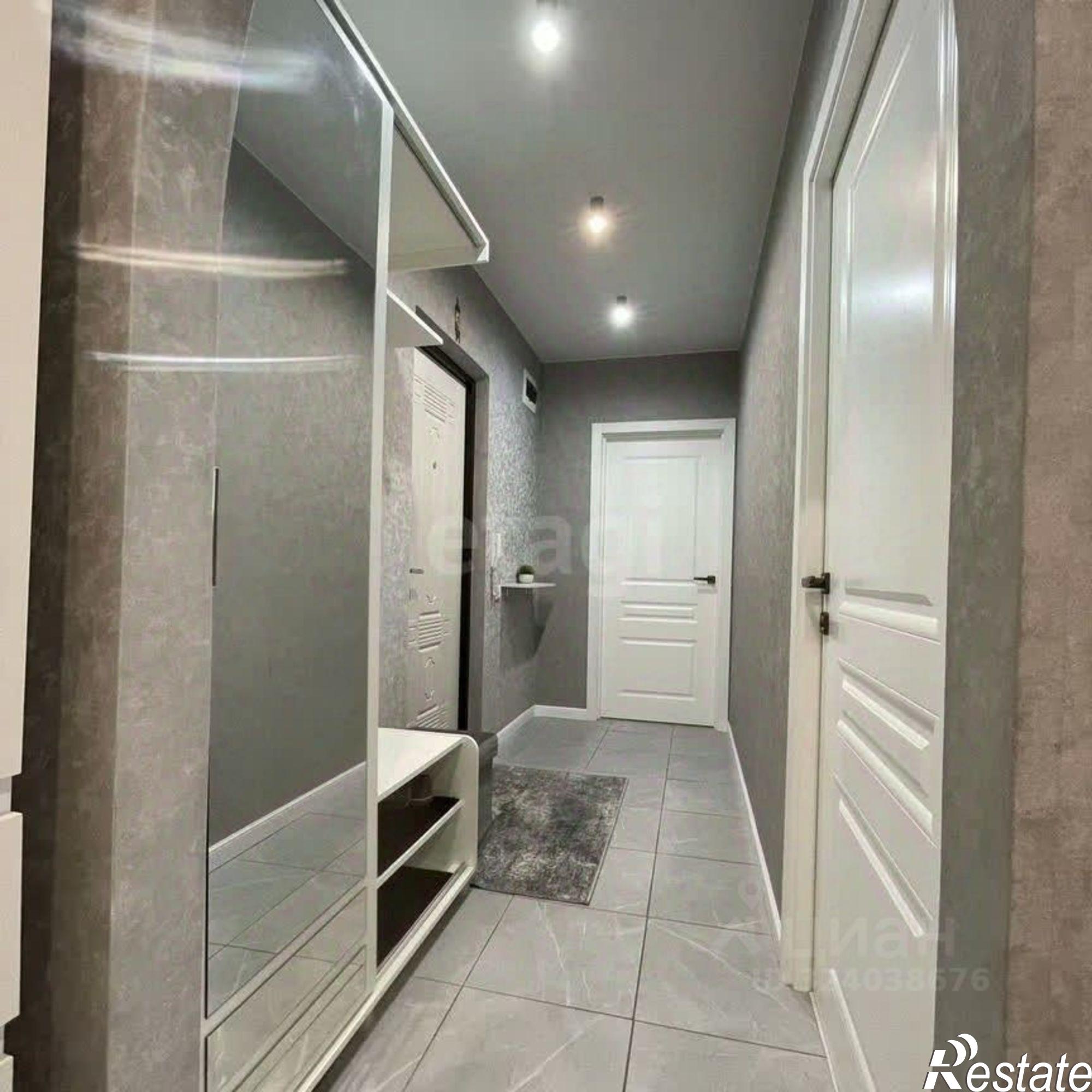 Купить квартиру за 5 560 000 рублей на ул Суздальская, 186