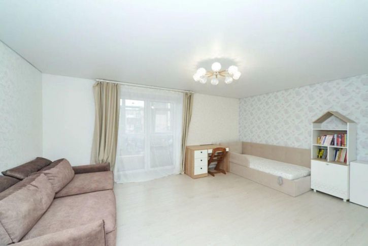 2-комн квартира Авиаторов пр-кт, 11