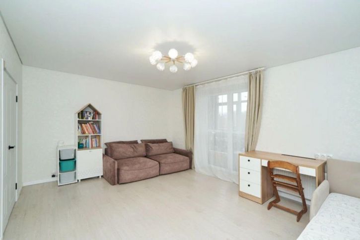 2-комн квартира Авиаторов пр-кт, 11