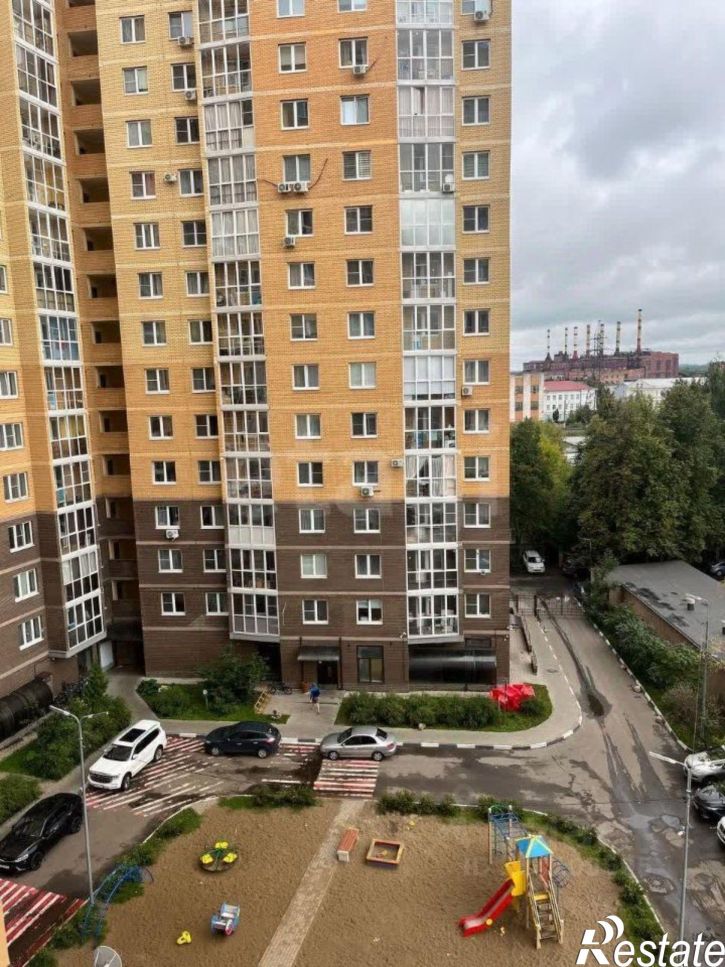 3-комн квартира улица Лизы Чайкиной, 7,  д. 7