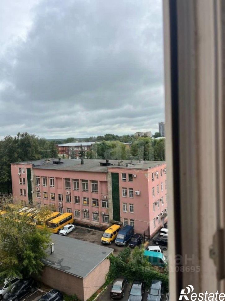 3-комн квартира улица Лизы Чайкиной, 7,  д. 7