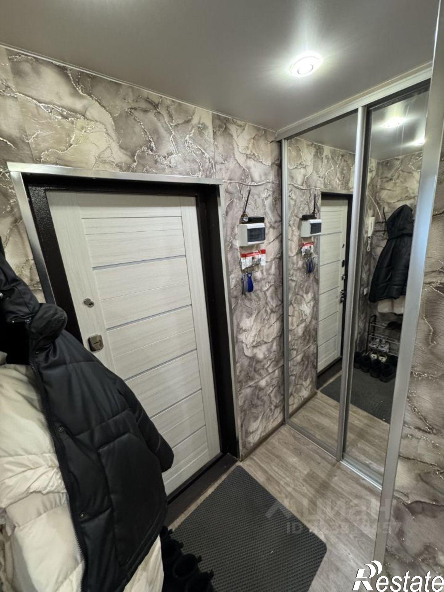 Сдать квартиру за 25 000 рублей на улица Урицкого, 65