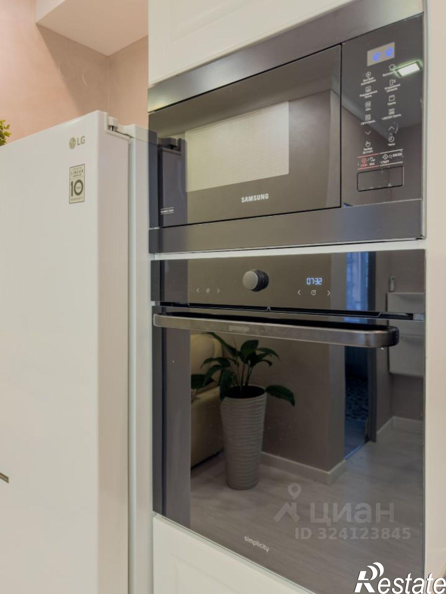 Купить квартиру за 24 000 000 рублей на улица Свободы, 62 к2