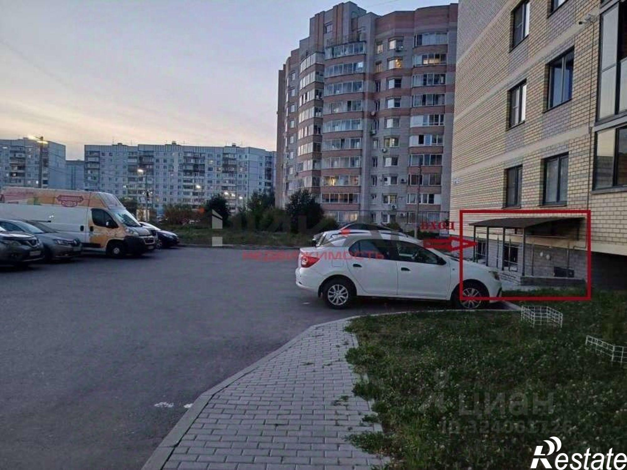 Сдать торговое помещение за 14 700 рублей на улица Батова, 6