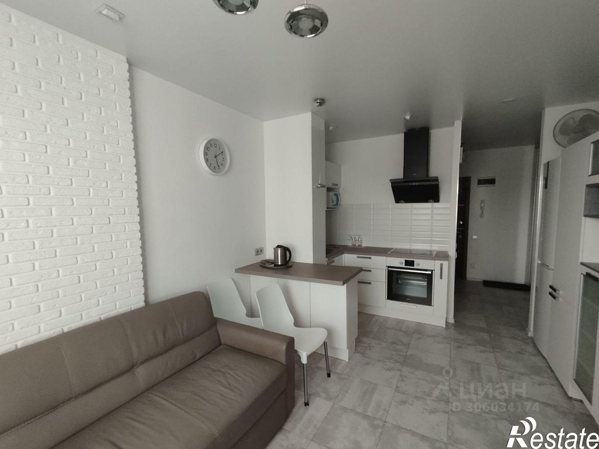 Сдать квартиру за 45 000 рублей на Кучерской переулок, 5