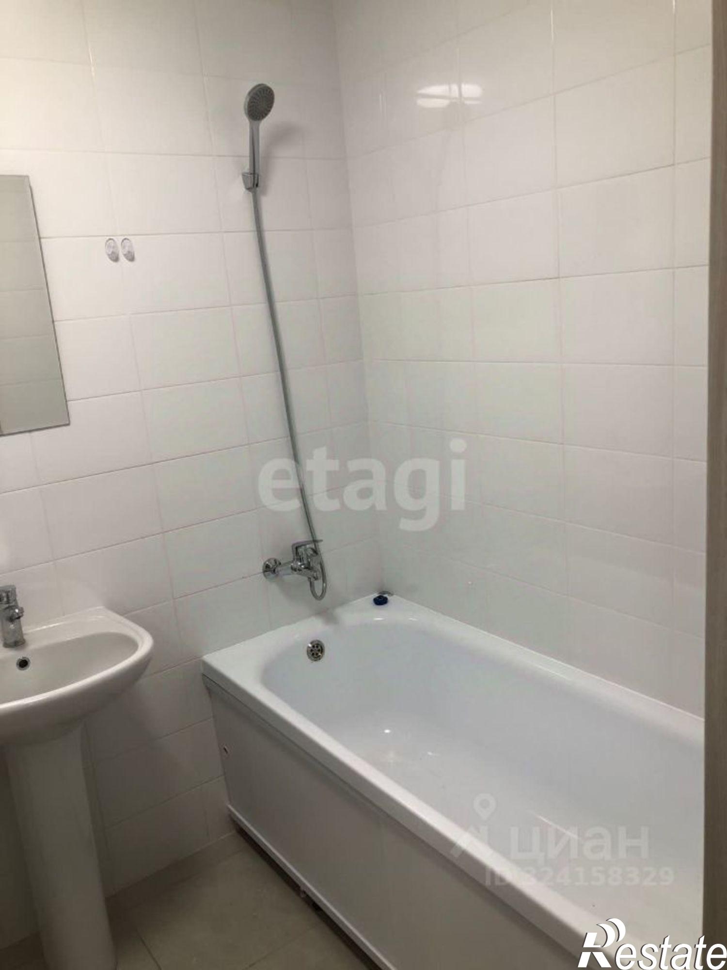 Сдать квартиру за 25 000 рублей на улица Лескова, 42