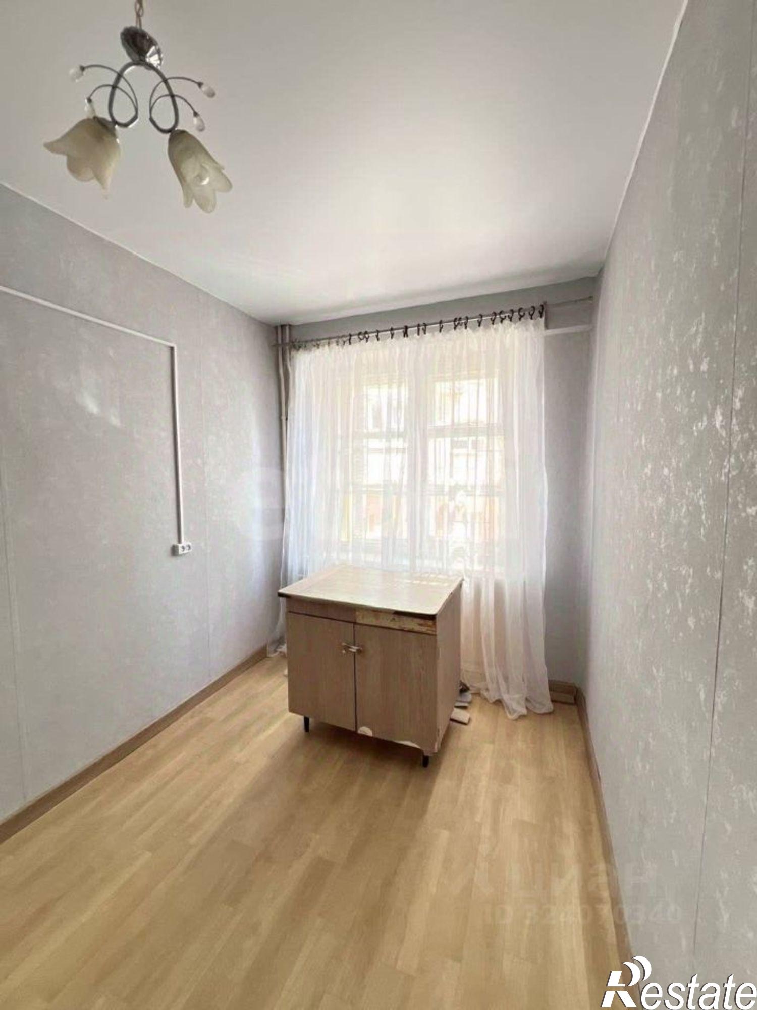 Сдать комнату за 10 000 рублей на проспект Ленина, 3