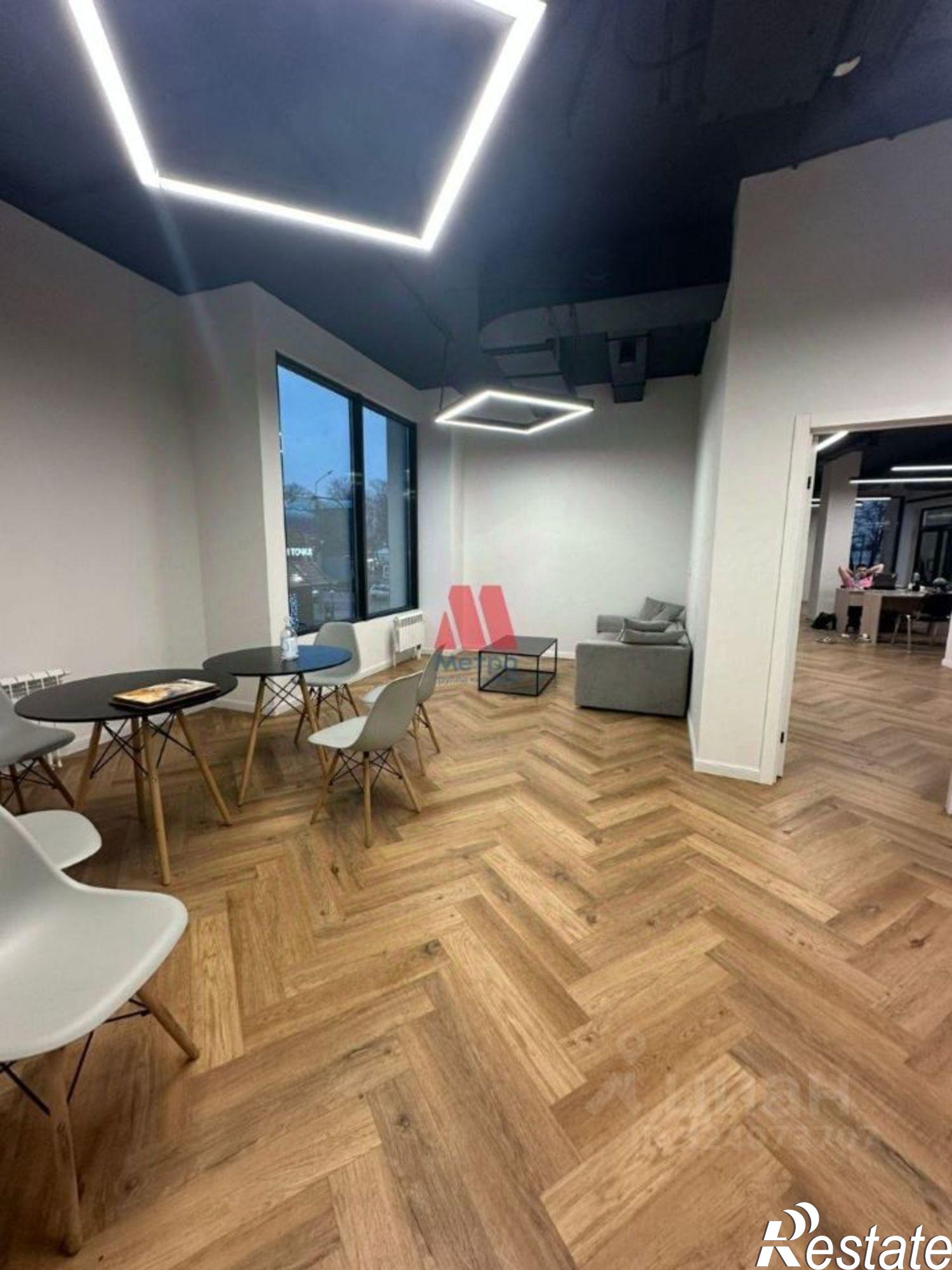 Сдать офис, помещение под офис за 249 000 рублей на Московский проспект, 103