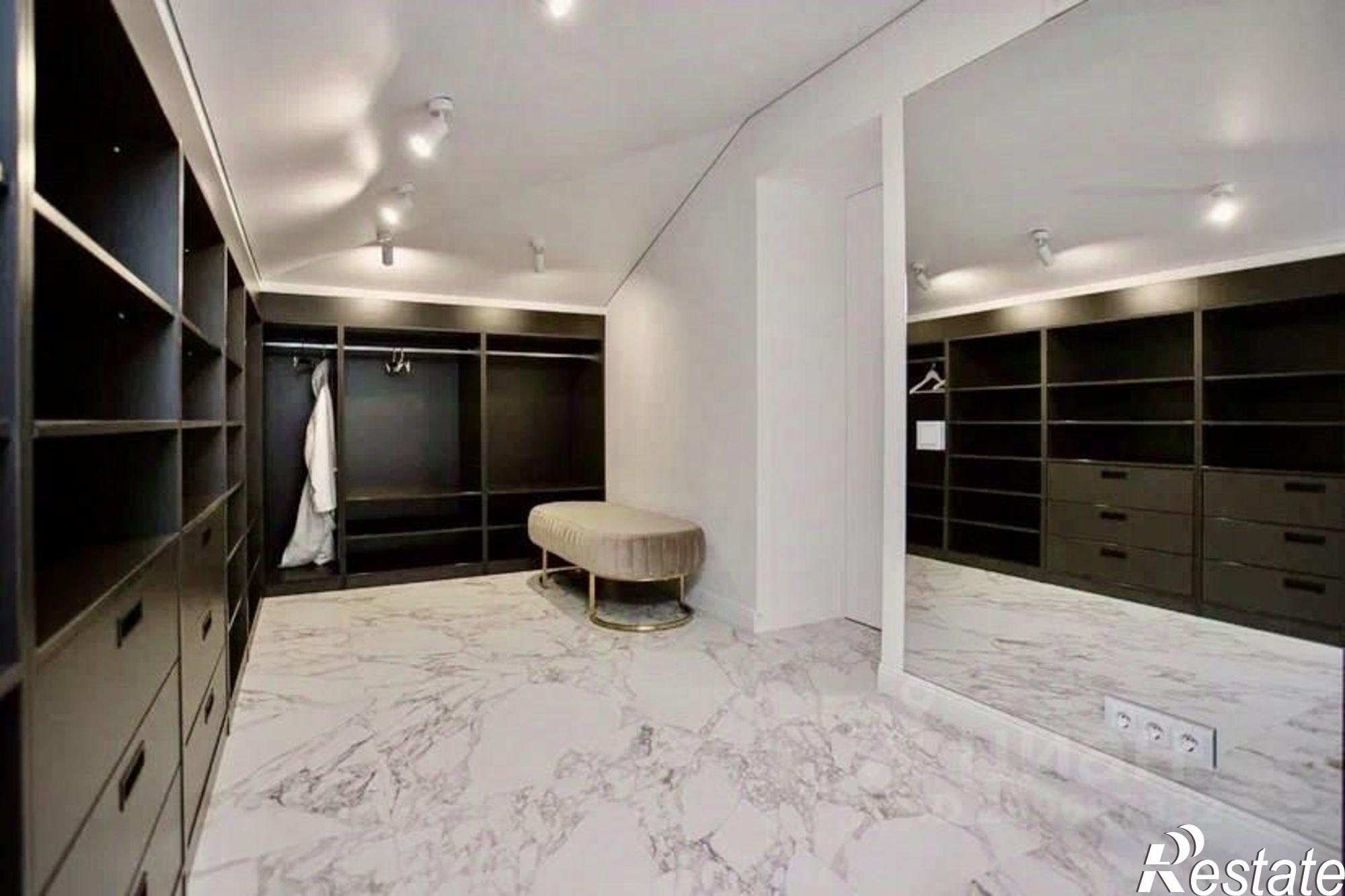 Сдать квартиру за 120 000 рублей на ул Кооперативная, 5