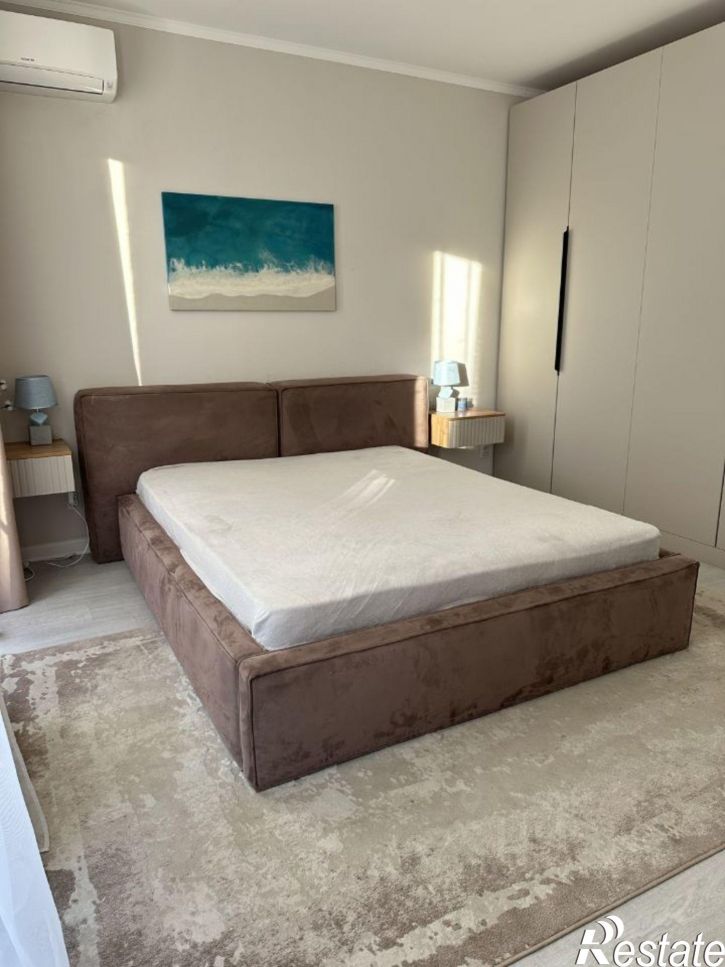 2-комн квартира улица Наумова, 37/3,  д. 37/3