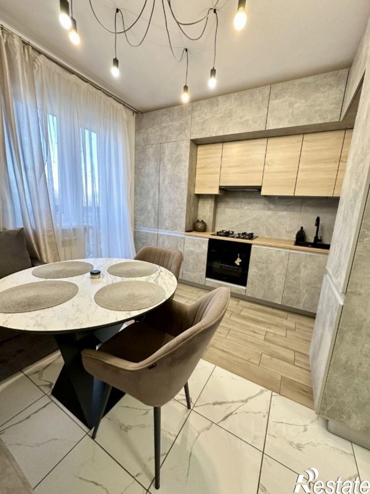 2-комн квартира улица Наумова, 37/3,  д. 37/3