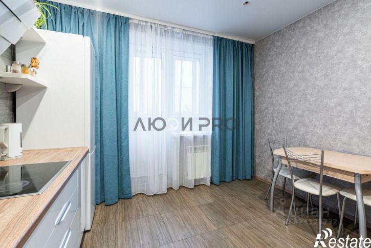 3-комн квартира улица Бабича, 10А,  д. 10А