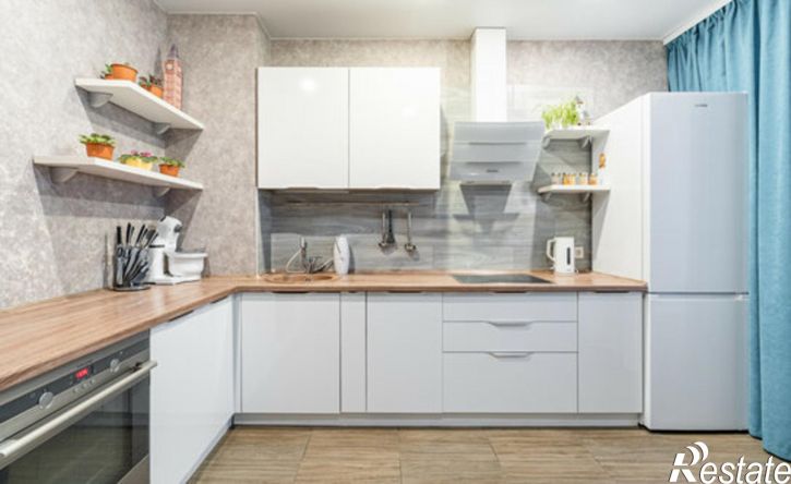 3-комн квартира улица Бабича, 10А,  д. 10А