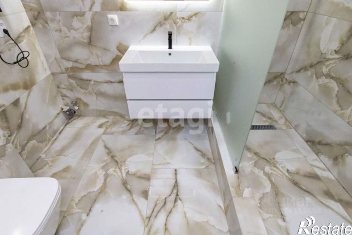 3-комн квартира ул Строителей, 16 3,  д. 16 3,  к. 3