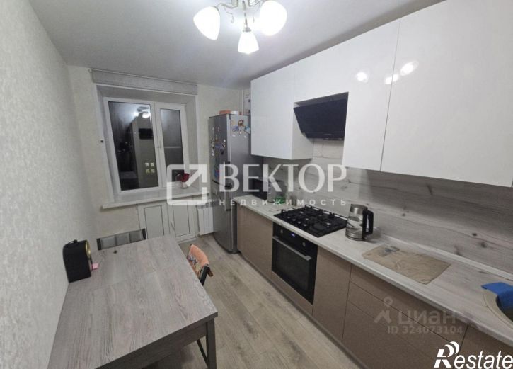 3-комн квартира улица Строителей, 5 к8,  д. 5 к8