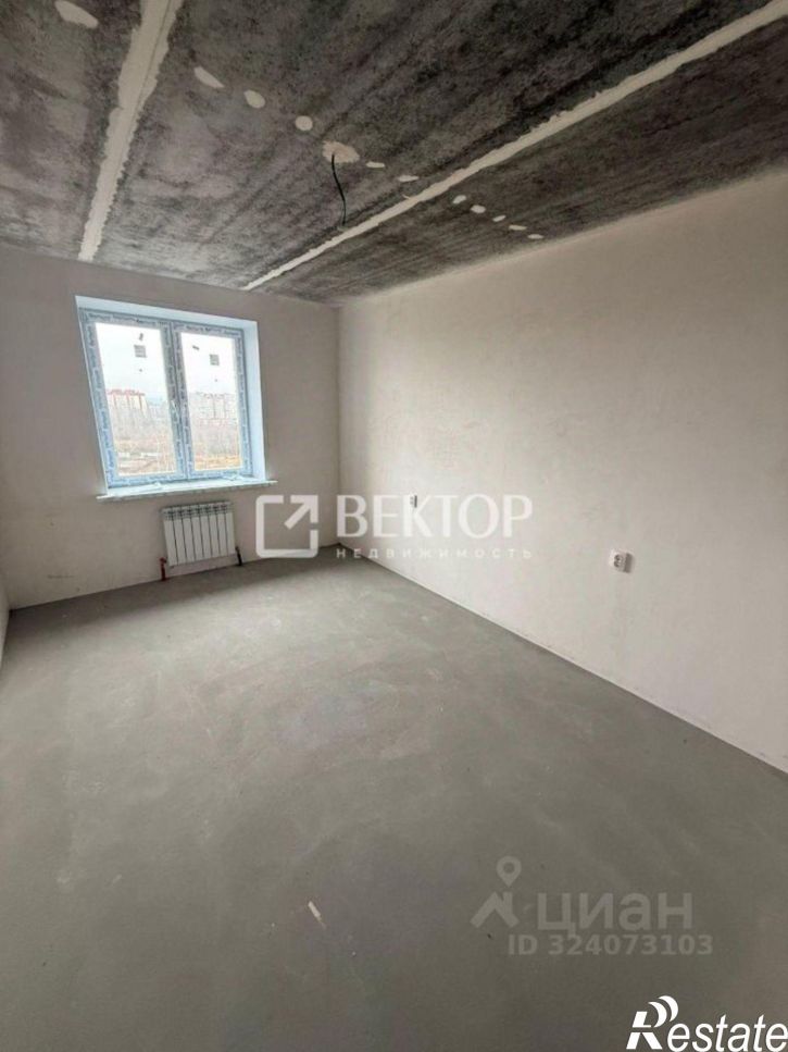 3-комн квартира улица Комкора Хрипина