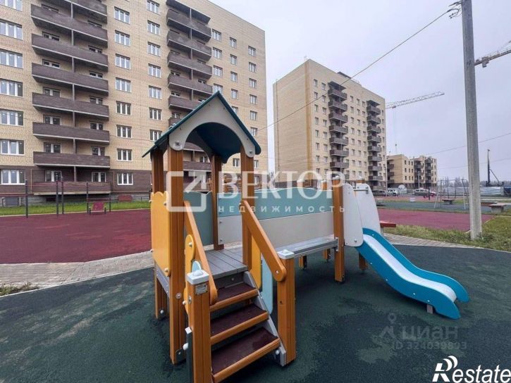 2-комн квартира улица Комкора Хрипина