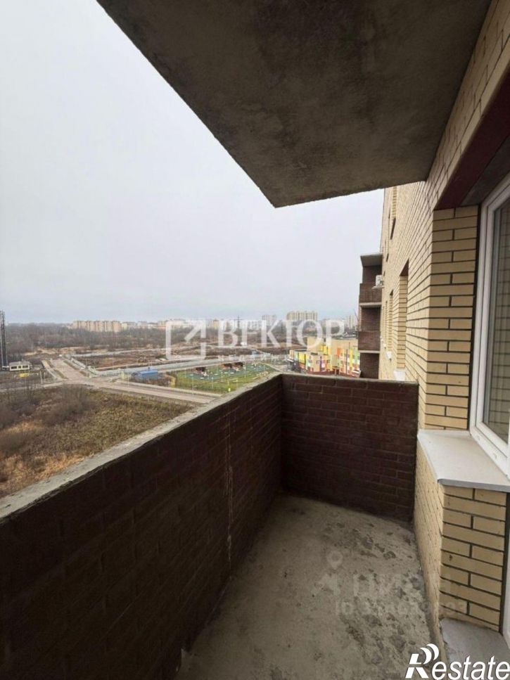 2-комн квартира улица Комкора Хрипина