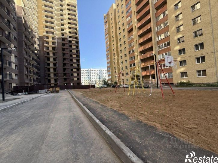 3-комн квартира ул Строителей, 20,  д. 20