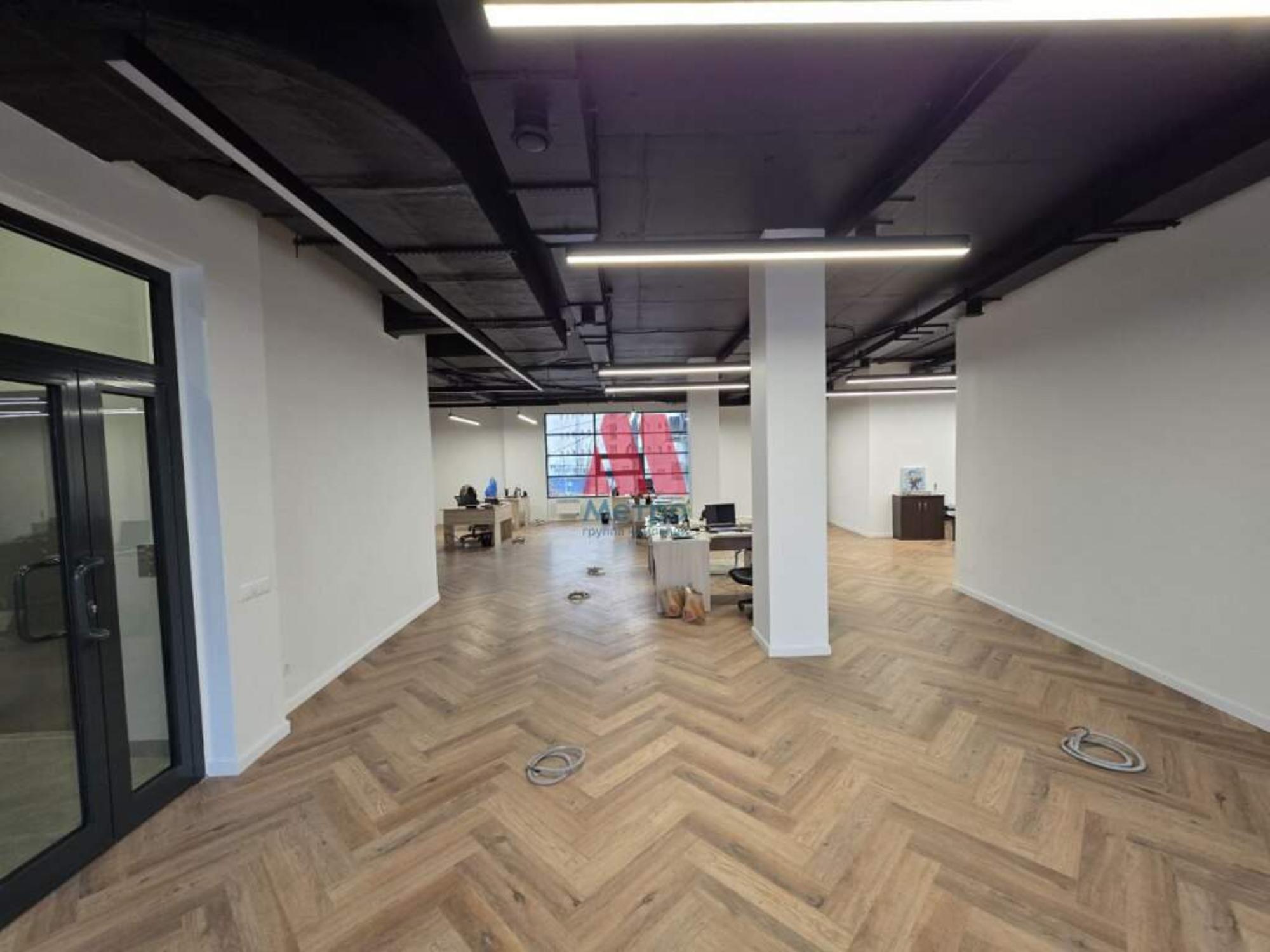 Сдать офис, помещение под офис за 249 000 рублей на Московский проспект, д.зд103