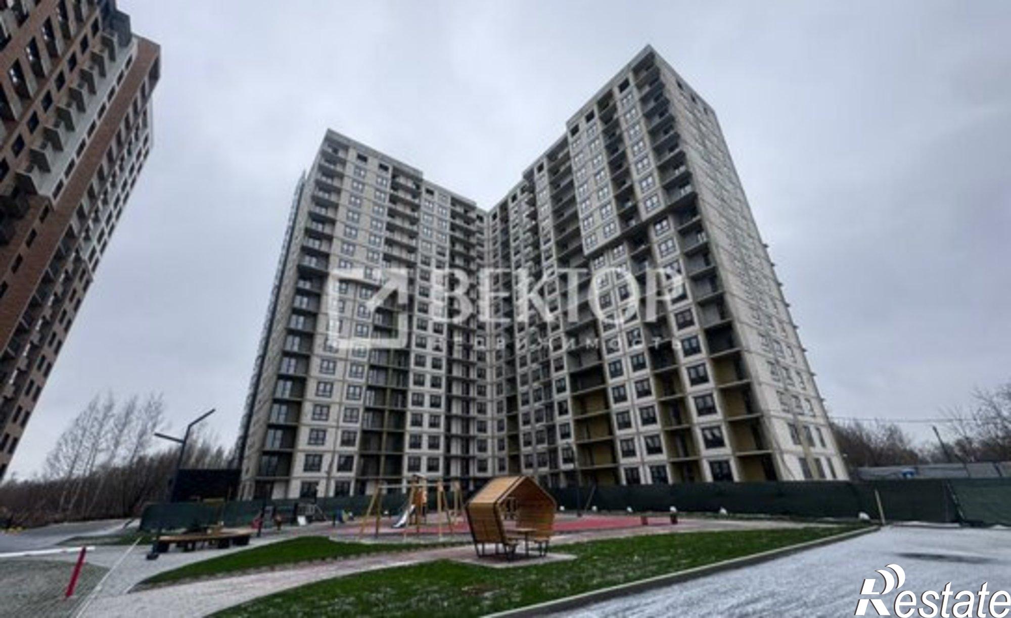 Купить квартиру за 6 243 000 рублей на Чернопрудная улица, 15