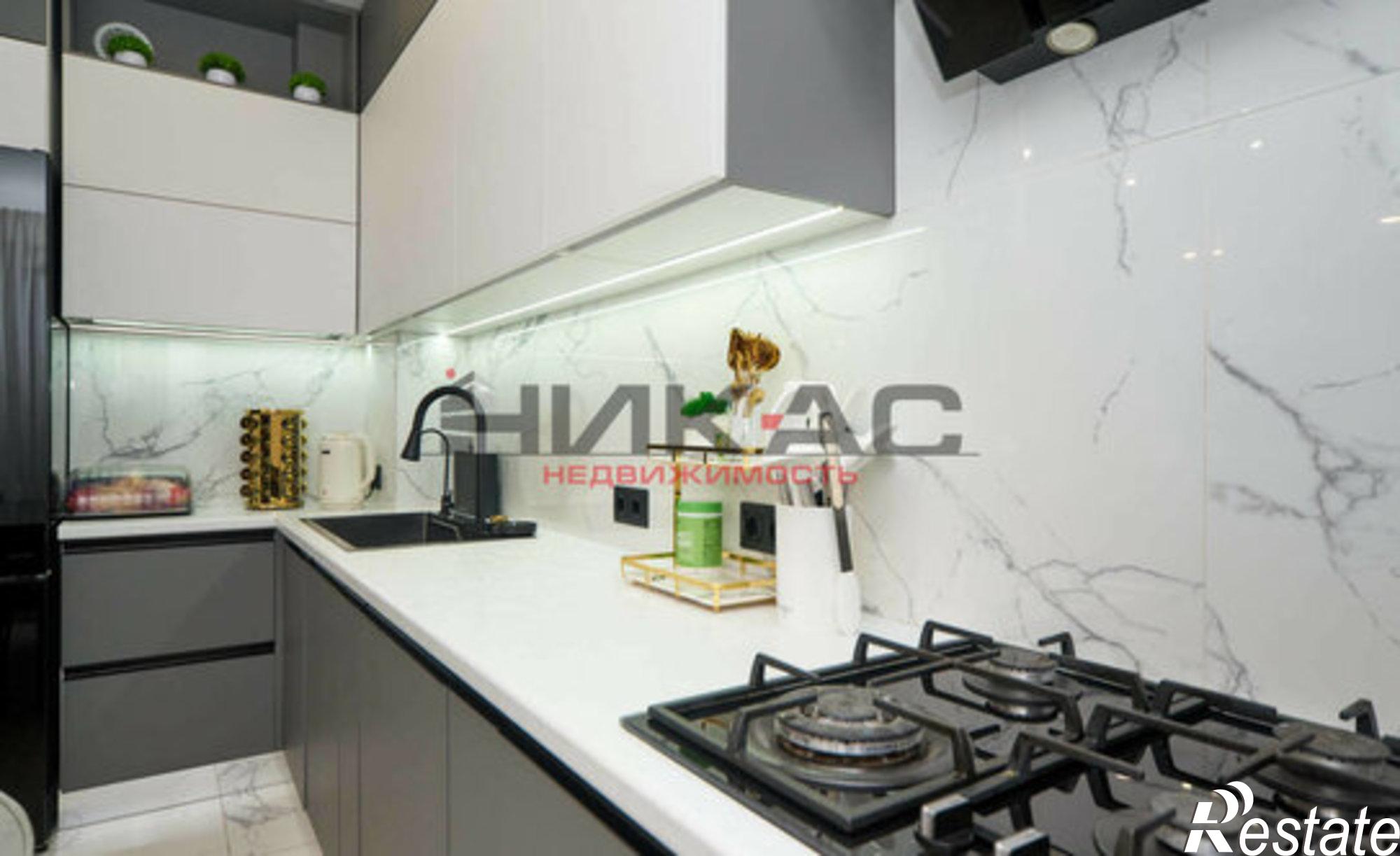 Купить квартиру за 19 900 000 рублей на Которосльная набережная, 57