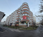 офис 105 кв м, этаж 1/9 Толбухина проспект, д.17а