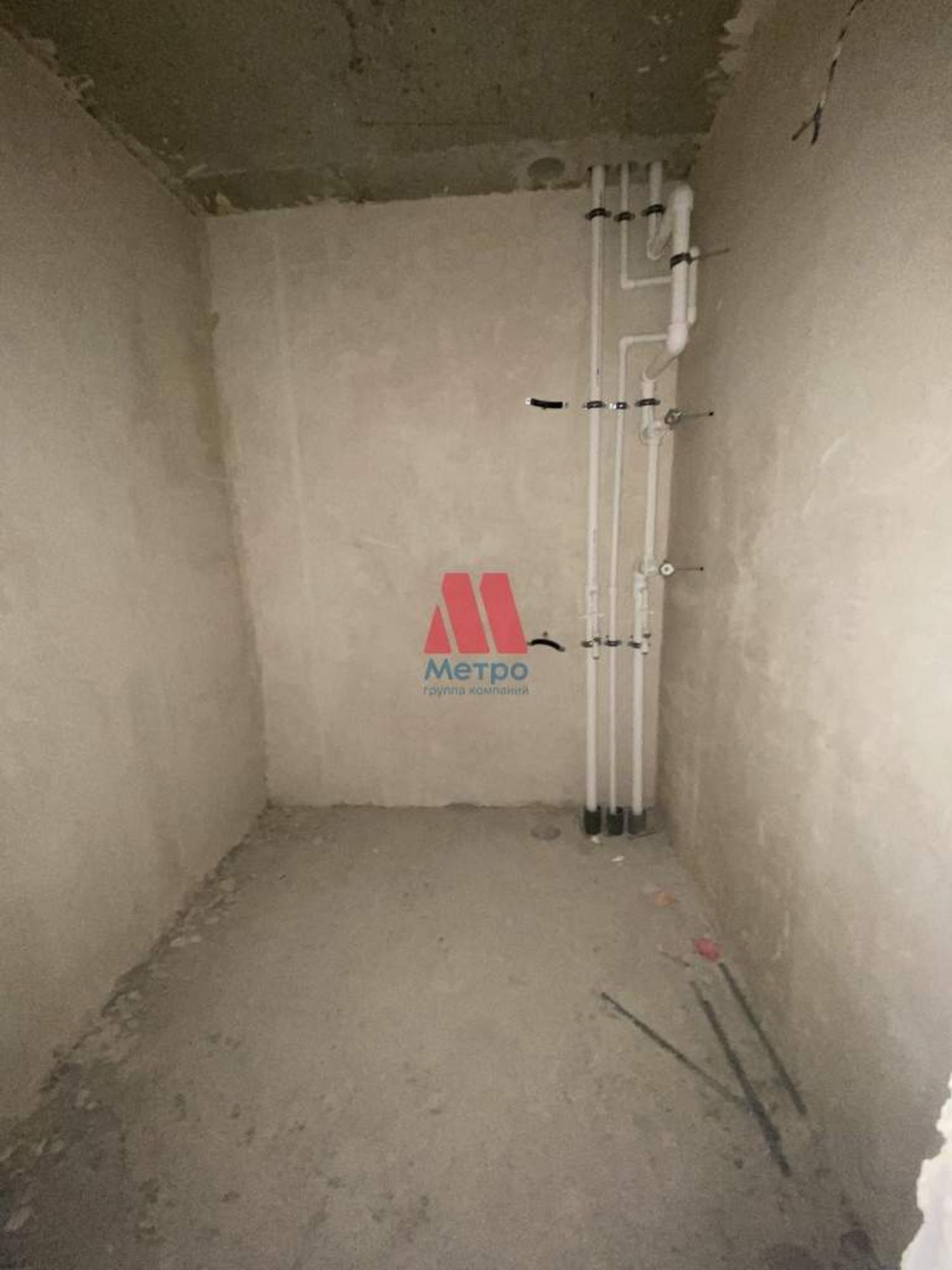 Купить студию за 2 550 000 рублей на Строителей улица, д.18