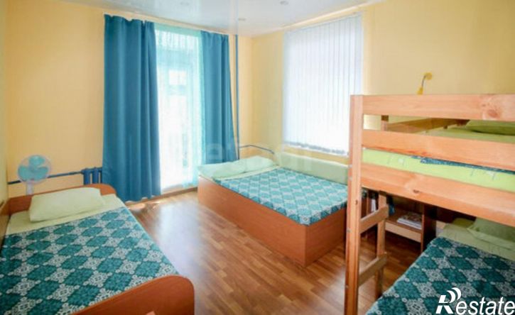 4-комн квартира улица Ушинского, 32,  д. 32