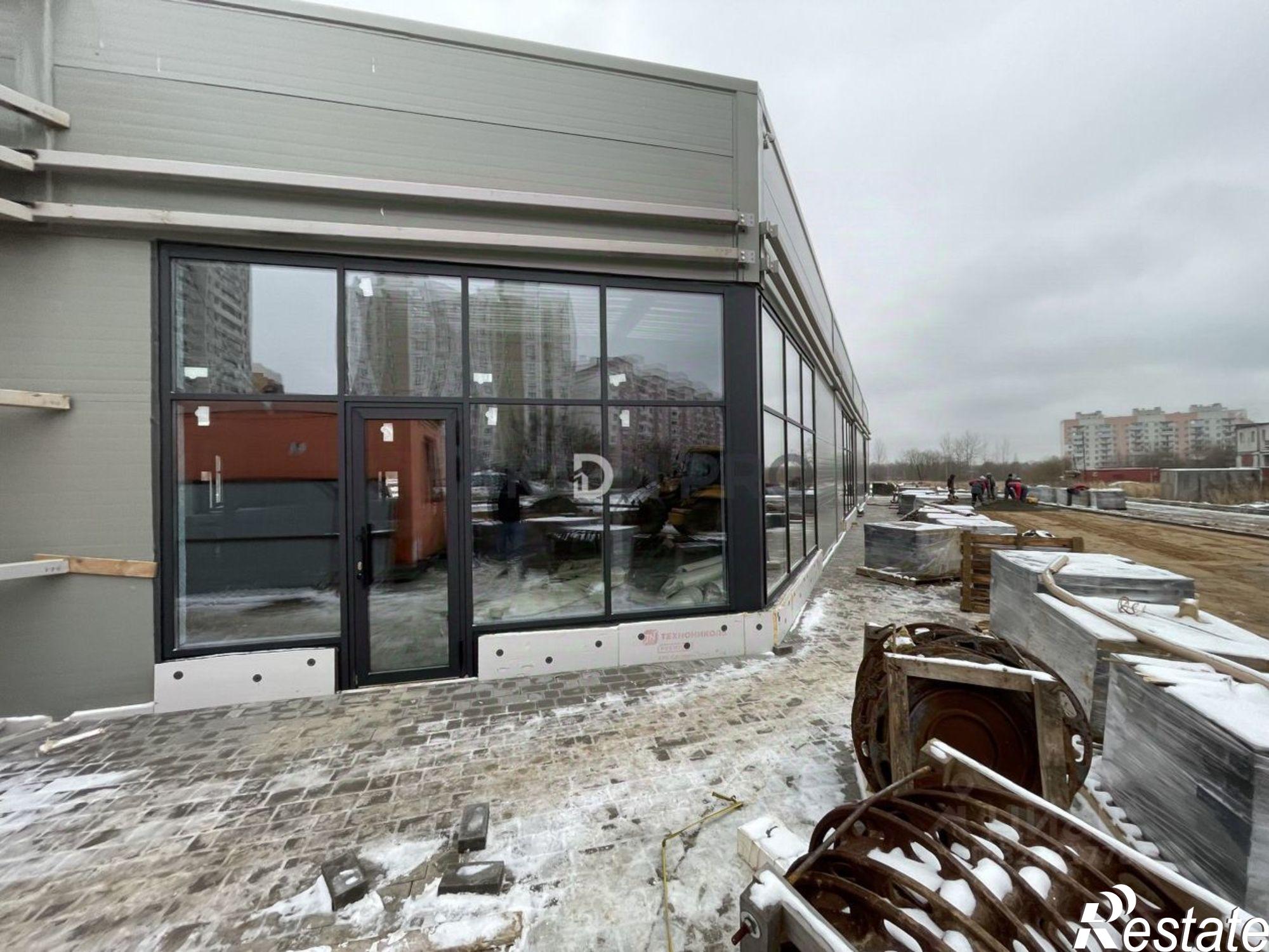 Сдать торговое помещение за 45 050 рублей на улица Строителей, 20