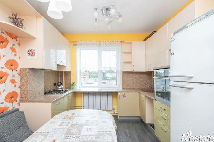 2-комн квартира Златоустинская улица, 10,  д. 10