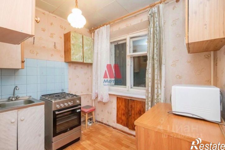 3-комн квартира улица Ньютона, 28А,  д. 28А