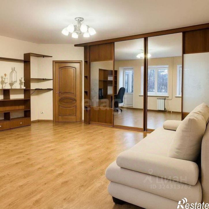 3-комн квартира улица Сахарова, 5,  д. 5