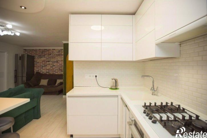 2-комн квартира улица Чехова, 43,  д. 43