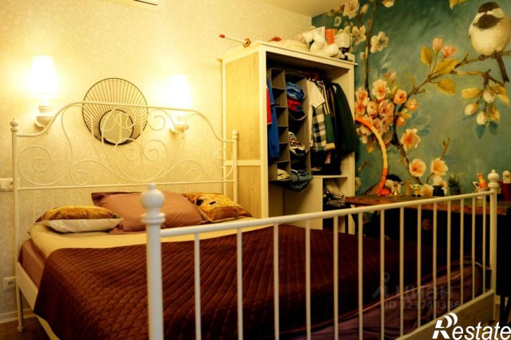 4-комн квартира улица Свердлова, 102 к2,  д. 102 к2