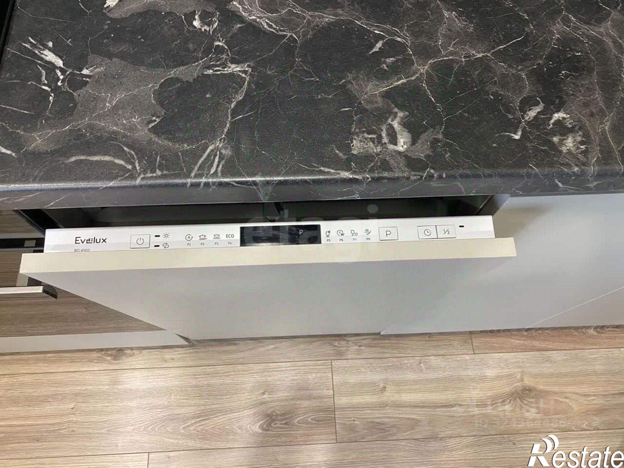 Купить квартиру за 8 200 000 рублей на Красноборская улица, 38 к3