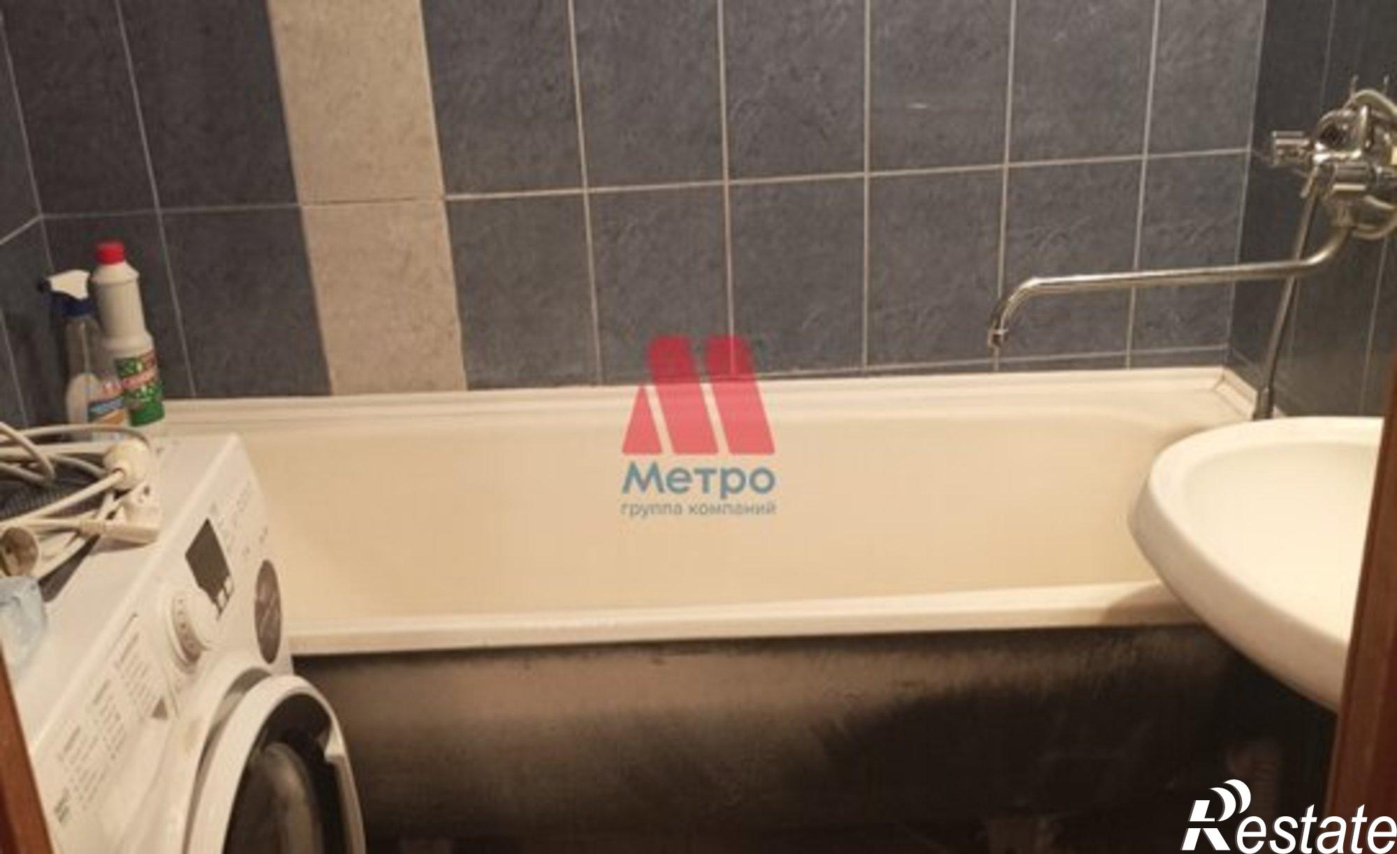 Купить квартиру за 2 300 000 рублей на ул Сахарова, 5 2