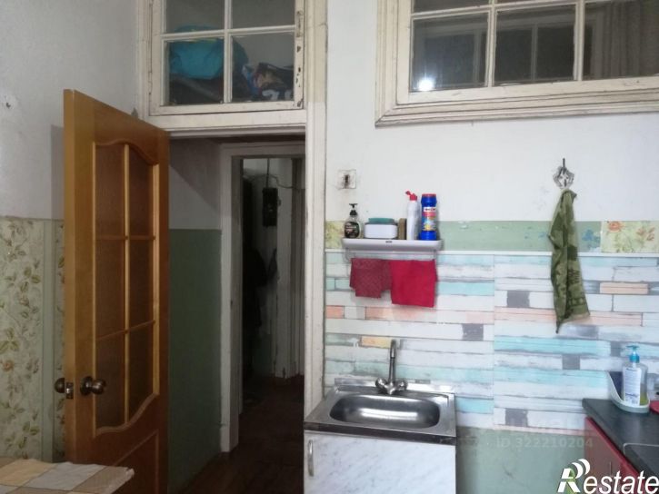 4-комн квартира ул Фурманова, 1,  д. 1