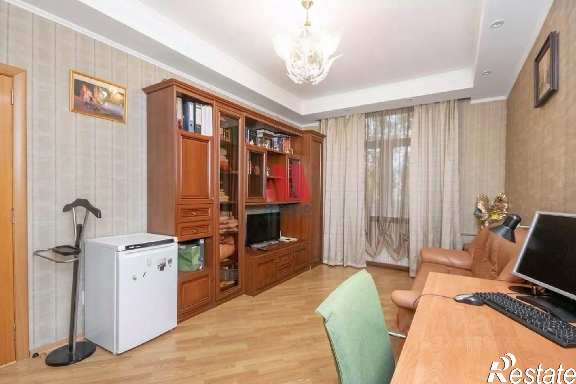 Купить квартиру за 15 000 000 рублей на улица Некрасова, 57/95