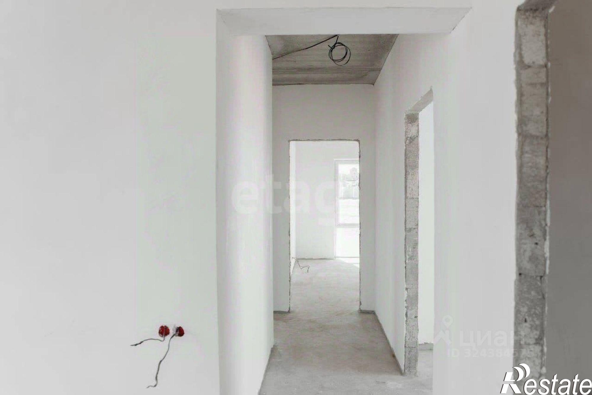 Купить квартиру за 3 830 000 рублей на улица Коммунаров, 12