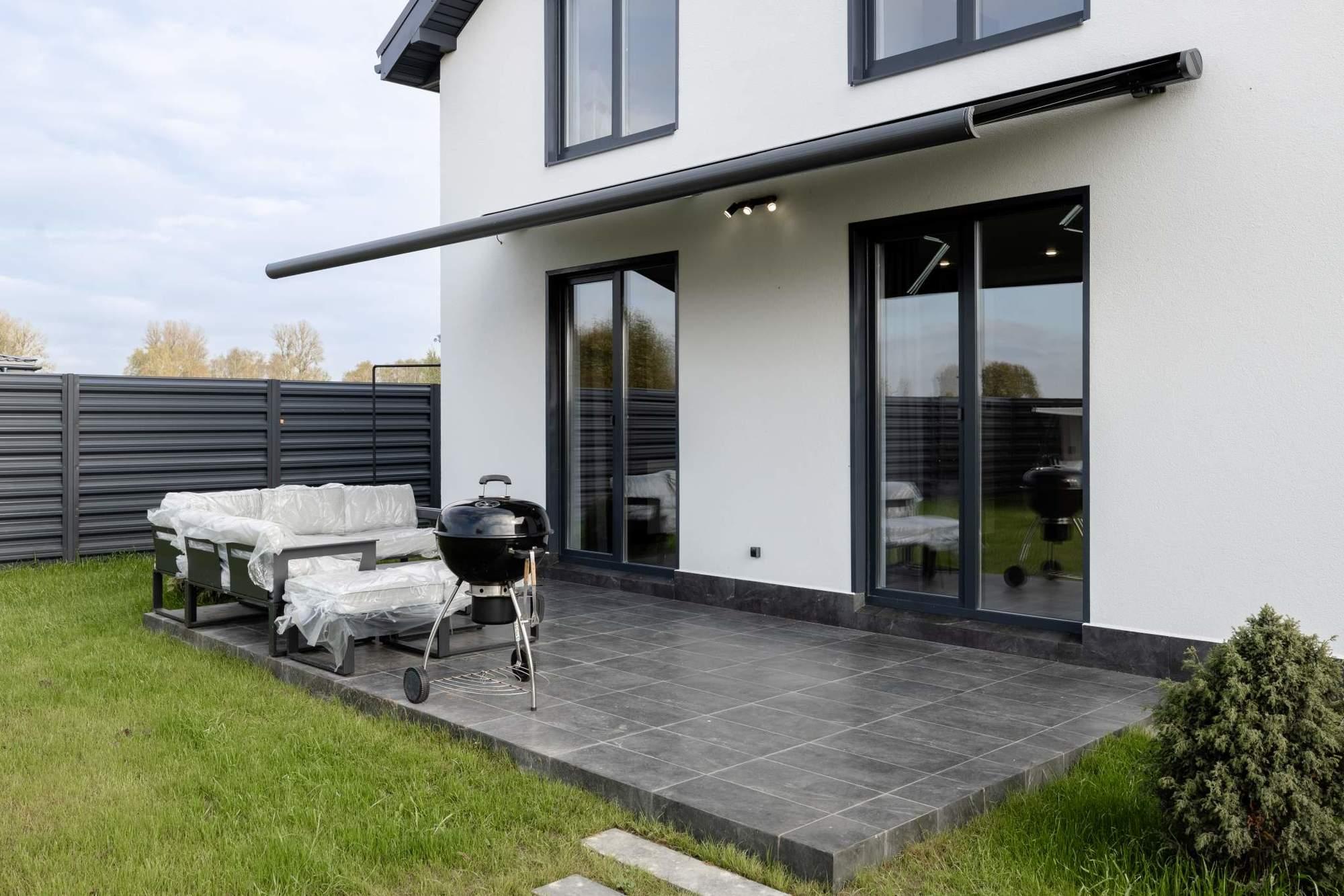 Купить дачу, дом, коттедж за 12 000 000 рублей на Яблоневая улица, д.15