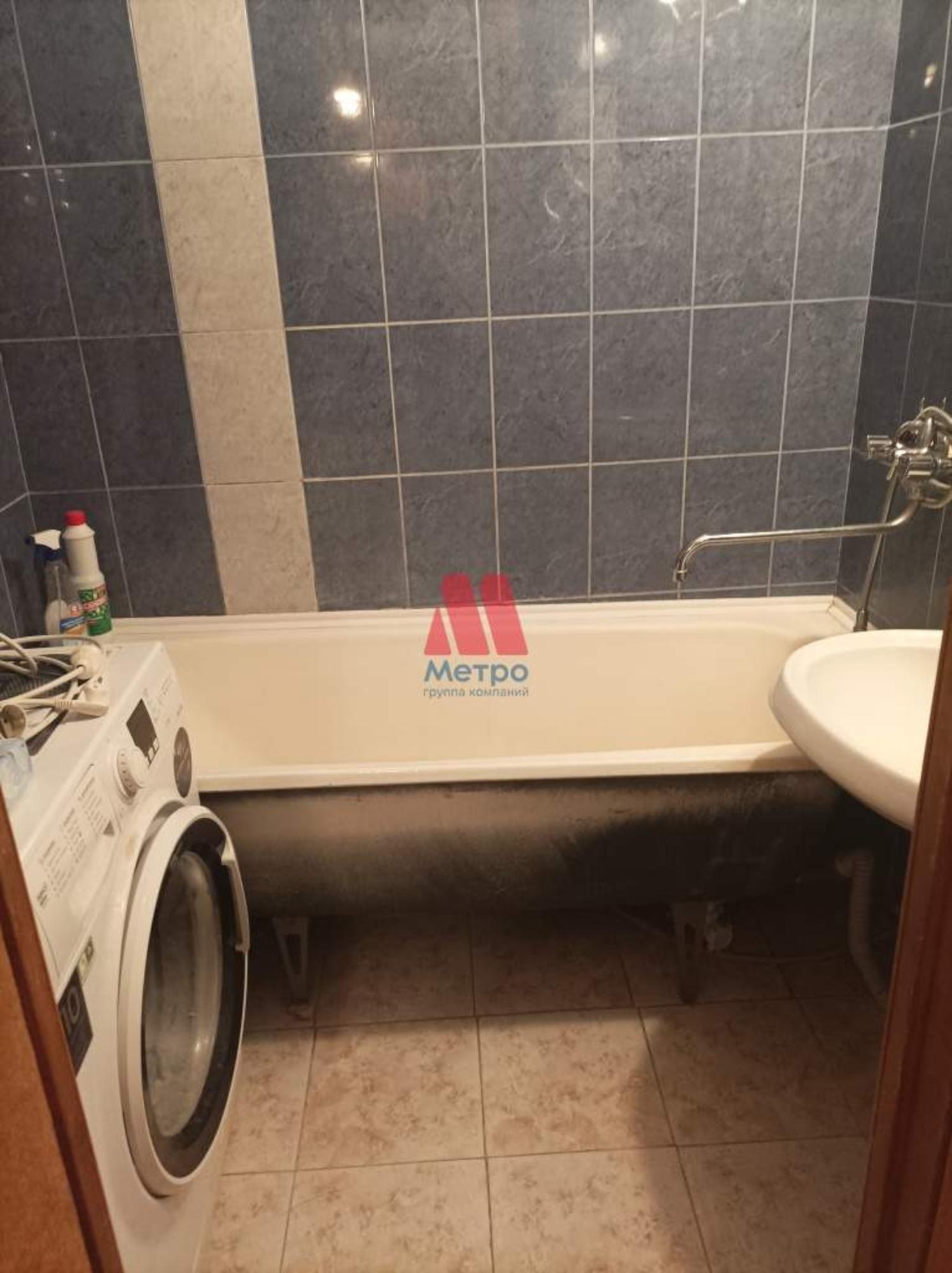 Купить квартиру за 2 300 000 рублей на Сахарова улица, д.5к2