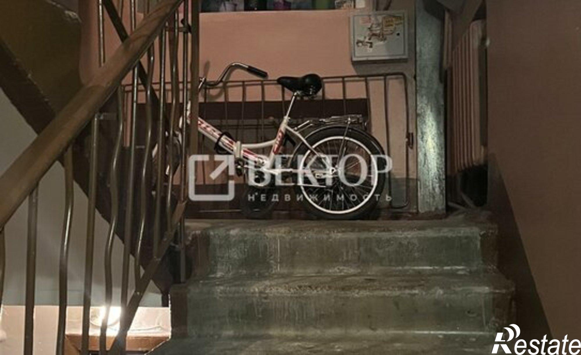 Купить квартиру за 2 200 000 рублей на улица Большие Полянки, 17 к2