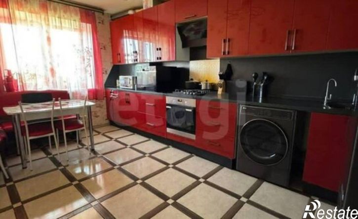 3-комн квартира Мануфактурная улица, 28,  д. 28