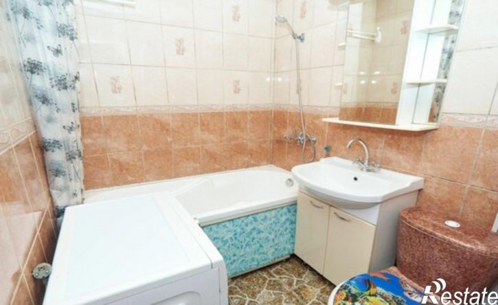 2-комн квартира ул Блюхера, 42,  д. 42