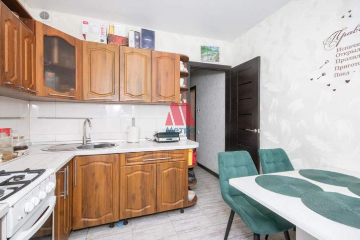 2-комн квартира Батова улица, д.5