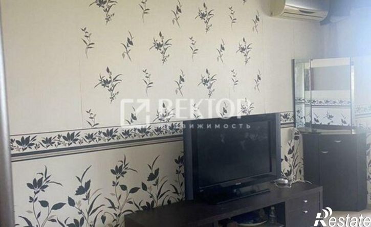 3-комн квартира улица Лескова, 26 к2,  д. 26 к2