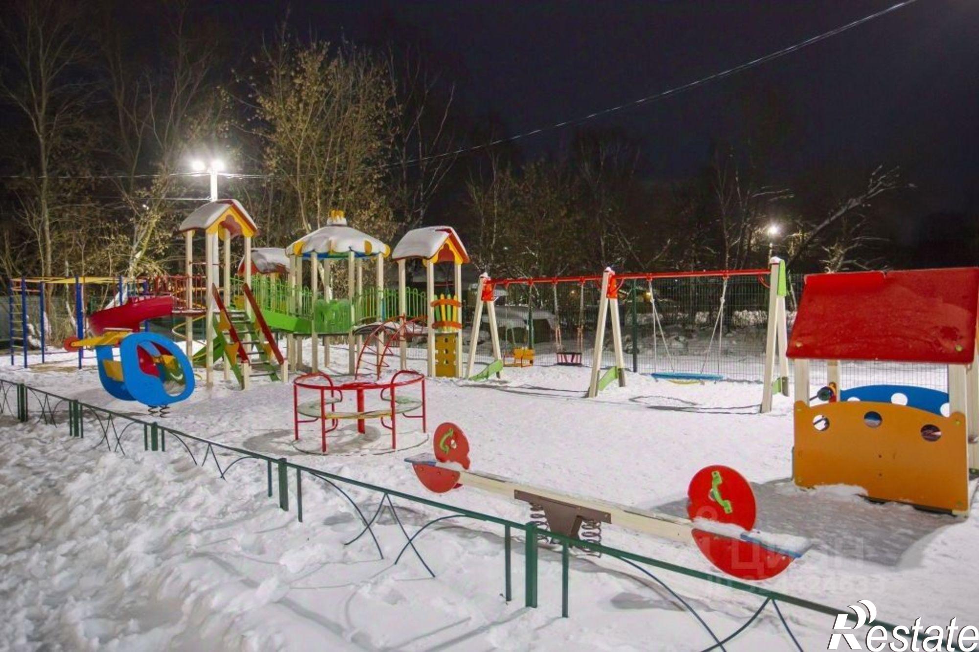 Сдать квартиру за 25 000 рублей на поселок Нефтебаза, 152