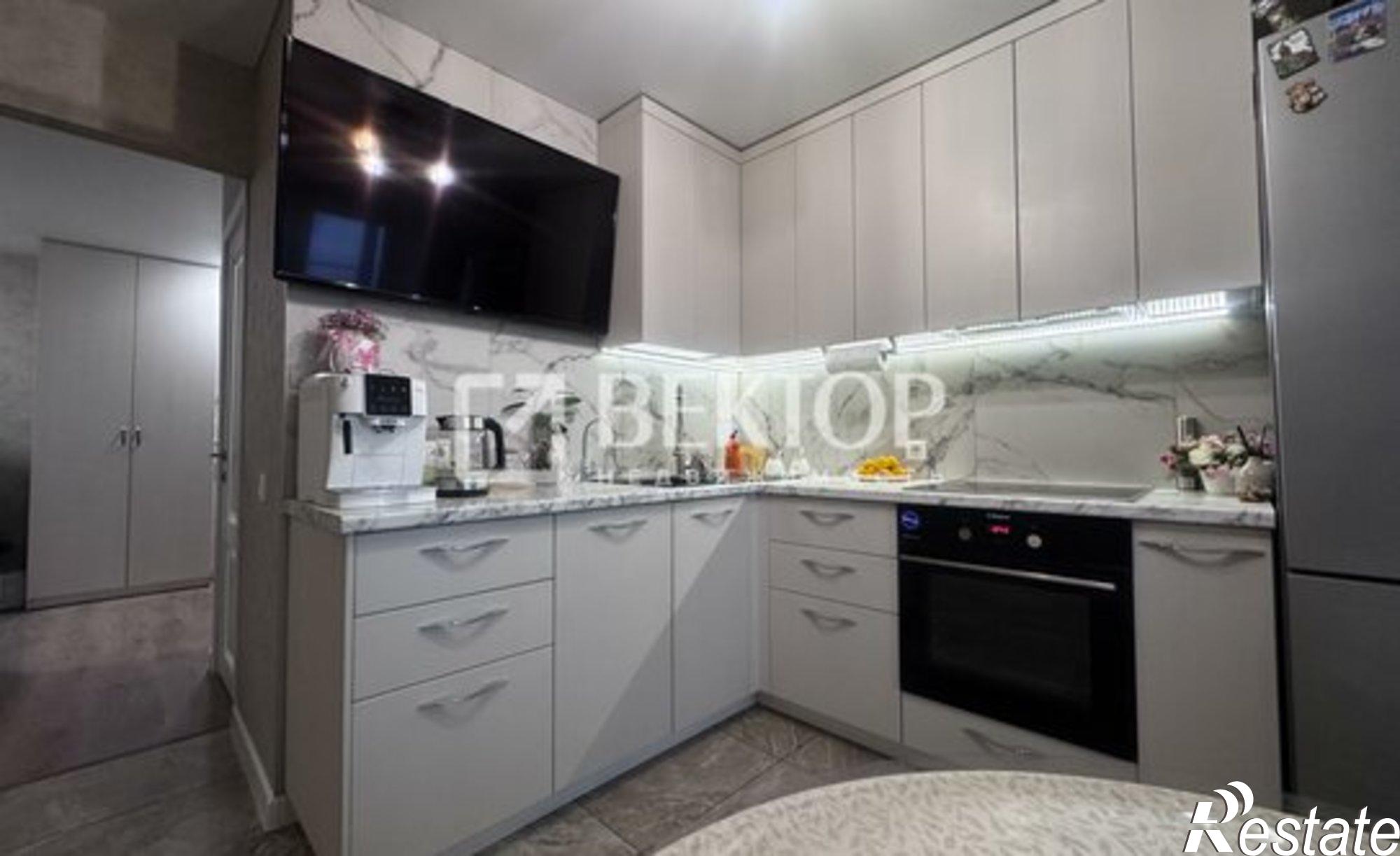 Купить квартиру за 10 900 000 рублей на ул Карла Либкнехта, 11/12