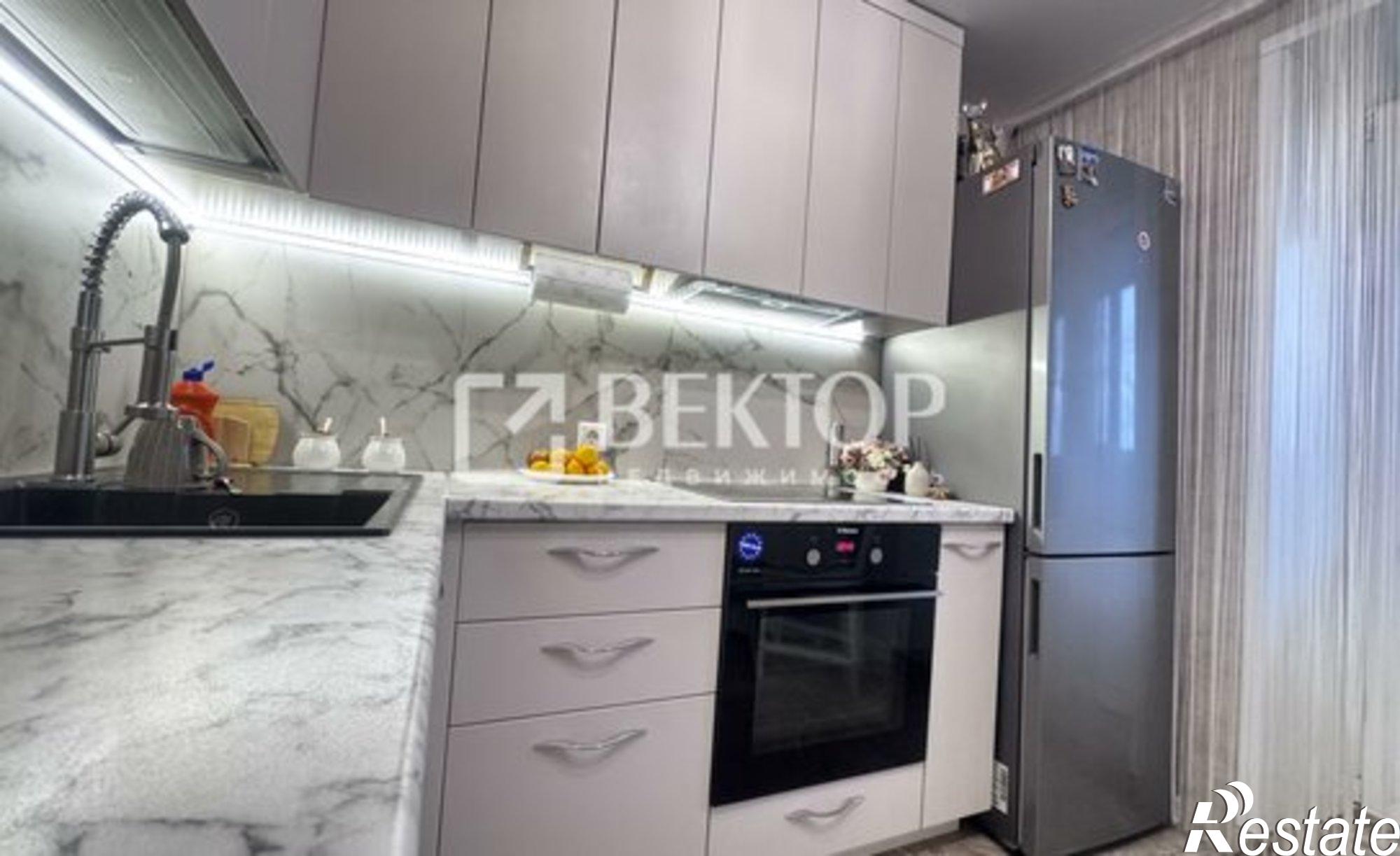 Купить квартиру за 10 900 000 рублей на ул Карла Либкнехта, 11/12